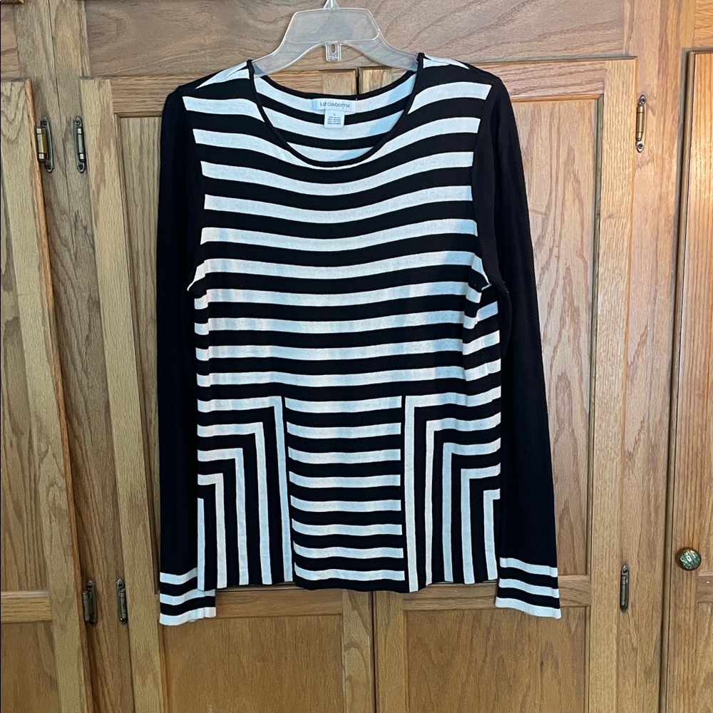 Liz Claiborne Black and White Striped Long Sleeve Top